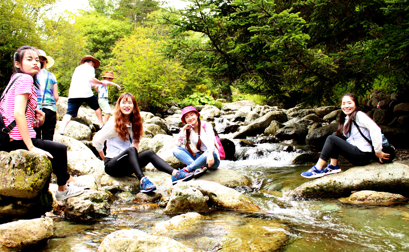 神農架“野人”游